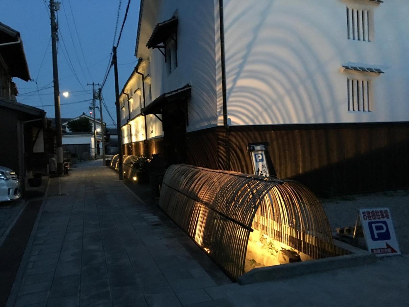 Vessel Inn Hiroshima Station Buitenkant foto